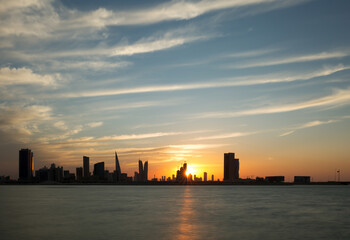 Fototapeta na wymiar Bahrain skyline and sunset