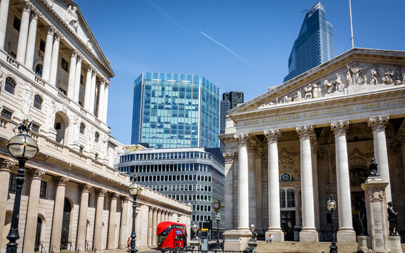 LONDON- Bank of England and the Royal Exchange in the City of London. 
