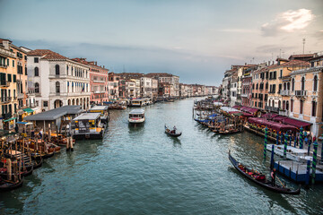 Fototapeta na wymiar View of the Canal Grande from famous Rialto Bridge at sunset, Venice, Italy