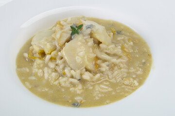 Risotto with pear and cheese