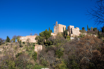 tarde soleada sobre la ciudad de Granada