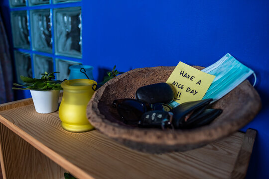 Small Entry Table With Note And Mask