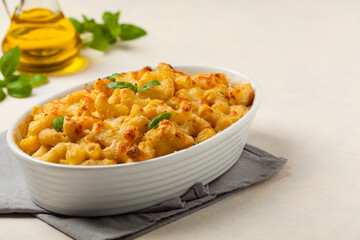 Traditional North American dish. Baked pasta with cheese.