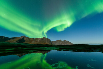 Fototapeta na wymiar Northern Light, Aurora borealis at Kirkjufell in Iceland.
