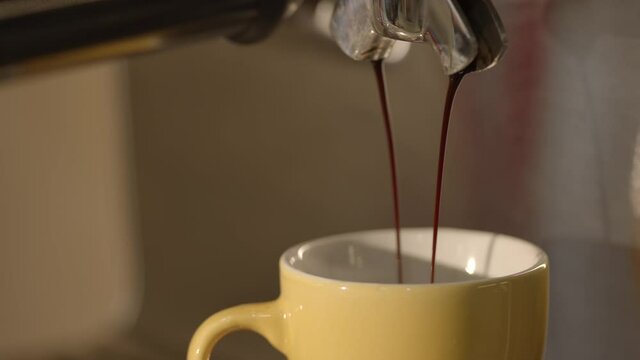 6k video double shot of espresso in a cup