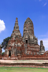 Fototapeta na wymiar The ruins of Chaiwatthanaram Temple in Thailand. It was a royal temple complex during the Ayutthaya Period.