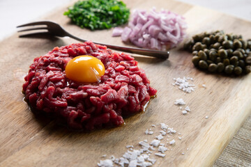 Steak tartar with egg
