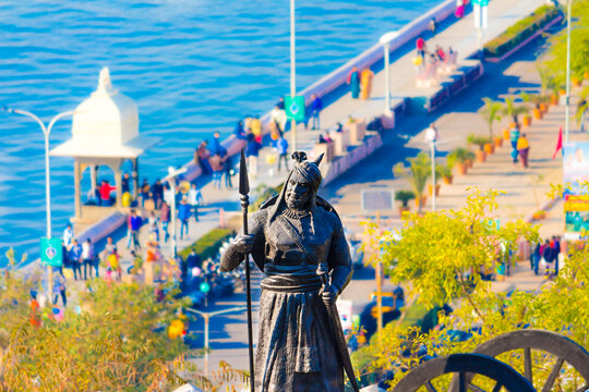 It is a historic site that is dedicated to Maharana Pratap Singh in Udaipur, Rajasthan, India. 5 km from the City Palace, Maharana Pratap Memorial is situated on the banks of Fateh Sagar Lake.