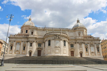 Fototapeta na wymiar Piazza Dell Esquilino Rome city center