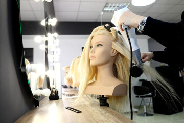 training concept in a beauty salon. - obrazy, fototapety, plakaty