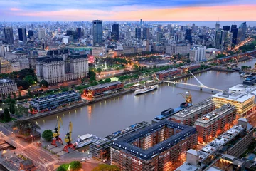Photo sur Plexiglas Buenos Aires Puerto Madero from above at twilight. Buenos Aires, Argentina