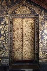 Porte du Vat Xieng Thong à Luang Prabang, Laos