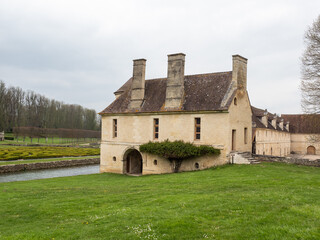 Fototapeta na wymiar château de Villarceaux dans le Val d'Oise en France