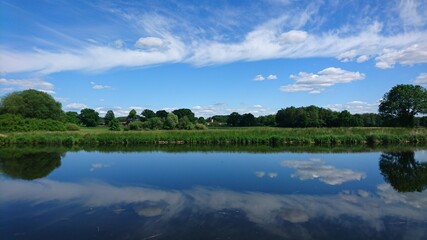 Spiegelbild am Elbe - Lübeck - Kanal