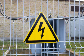 Sign of danger of electric shock