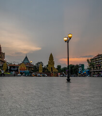  Wat Ounalom, a famous historical site in Phnom Penh, Cambodia