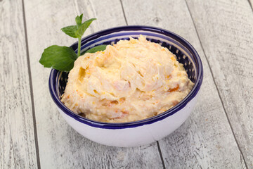 Curd with dry apricot