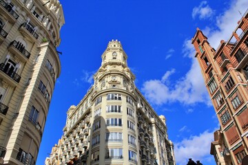 Fototapeta na wymiar Buildings between the blues, valencia