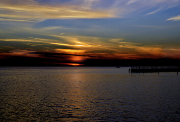 Fototapeta na wymiar Sunset over the Great South B, Amityville, NY