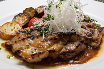 豚肉の香草焼き