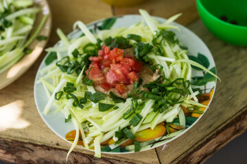 salad with tuna