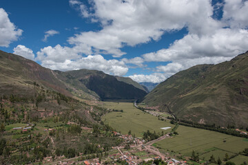 Fototapeta na wymiar The Sacred Valley and the Inca ruins of Pisac, near Cuzco Peru.
