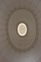 Oculus ovale sur la coupole de la basilique ND du Mont-Carmel à La Valette (Malte)