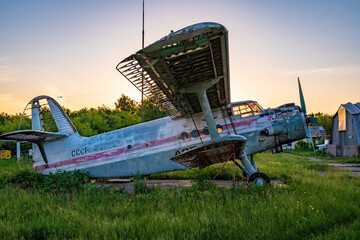 Parking of old planes