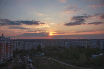 Fototapeta na wymiar Purple sunset over the city, Kharkov, Ukraine.