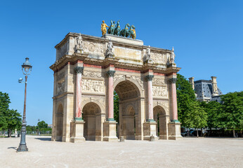 Fototapeta na wymiar Deserted Carrousel Arch of Triumph during Coronavirus epidemic - Paris, France
