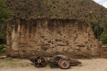 Obraz premium broken wagon