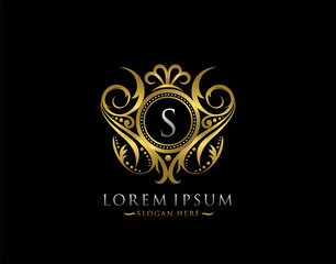 Luxury Boutique S Letter Logo. Classy Elegant gold circle badge design for Boutique, Letter Stamp, Wedding Logo,  Hotel, Heraldic, Jewelry.