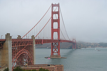 Golden Gate Bridge w San Francisco  - obrazy, fototapety, plakaty