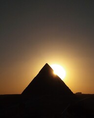 Fototapeta na wymiar sunset at khafe pyramid giza cairo egypt