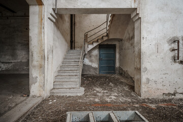 old abandoned building