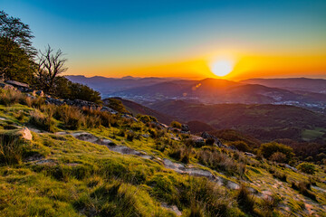 Puesta de Sol desde el monte Adarra
