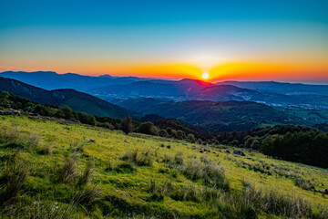 Puesta de Sol desde el monte Adarra