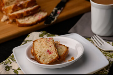 butter cake and tea 