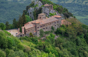 Fototapeta na wymiar Vista del Monastero della Mentorella