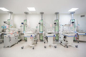 baby intensive care unit, hospital baby intensive care