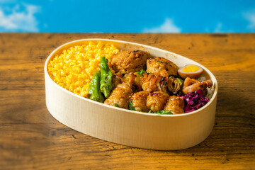 とりそぼろ弁当　 lunch box with chicken flakes