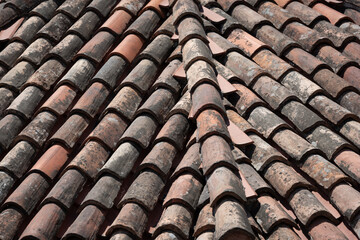 Roof tiles