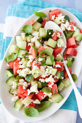 Frischer Salat mit Melone