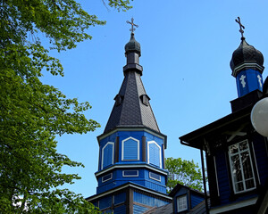 wybudowana w 1918 roku drewniana cerkiew prawosławna pod wezwaniem Opieki Matki Bożej w miejscowości Puchły na Podlasiu w Polsce - obrazy, fototapety, plakaty