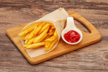 French Fry with tomato sauce