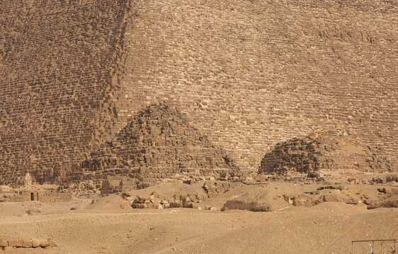 Small Pyramids of Queen Henutsen, Queen Meritetis and the great Pyramid at the backdrop