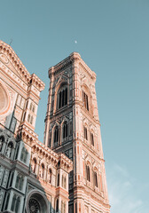 Fototapeta premium florence church cathedral at sunset and moon