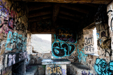 Graffiti building in the desert