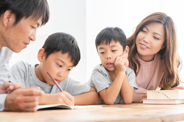 ファミリー　勉強