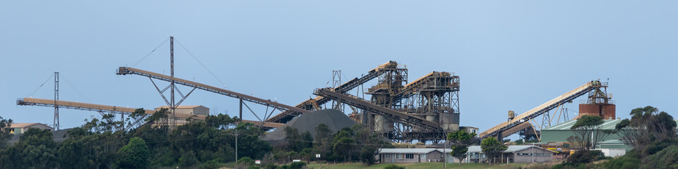 Fototapeta na wymiar coal conveyor sorter factory australia